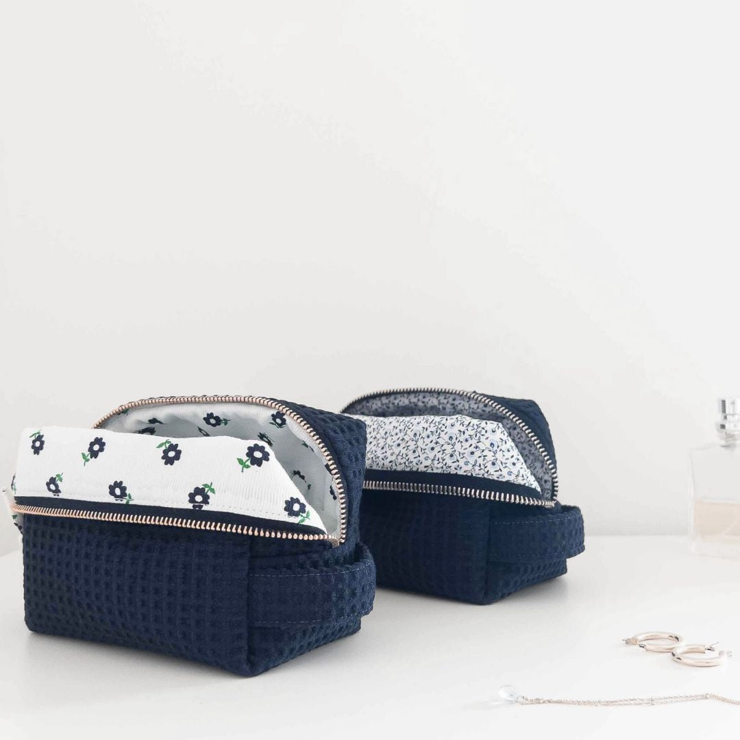 TROUSSE AMITHA MINI - Debby Blue