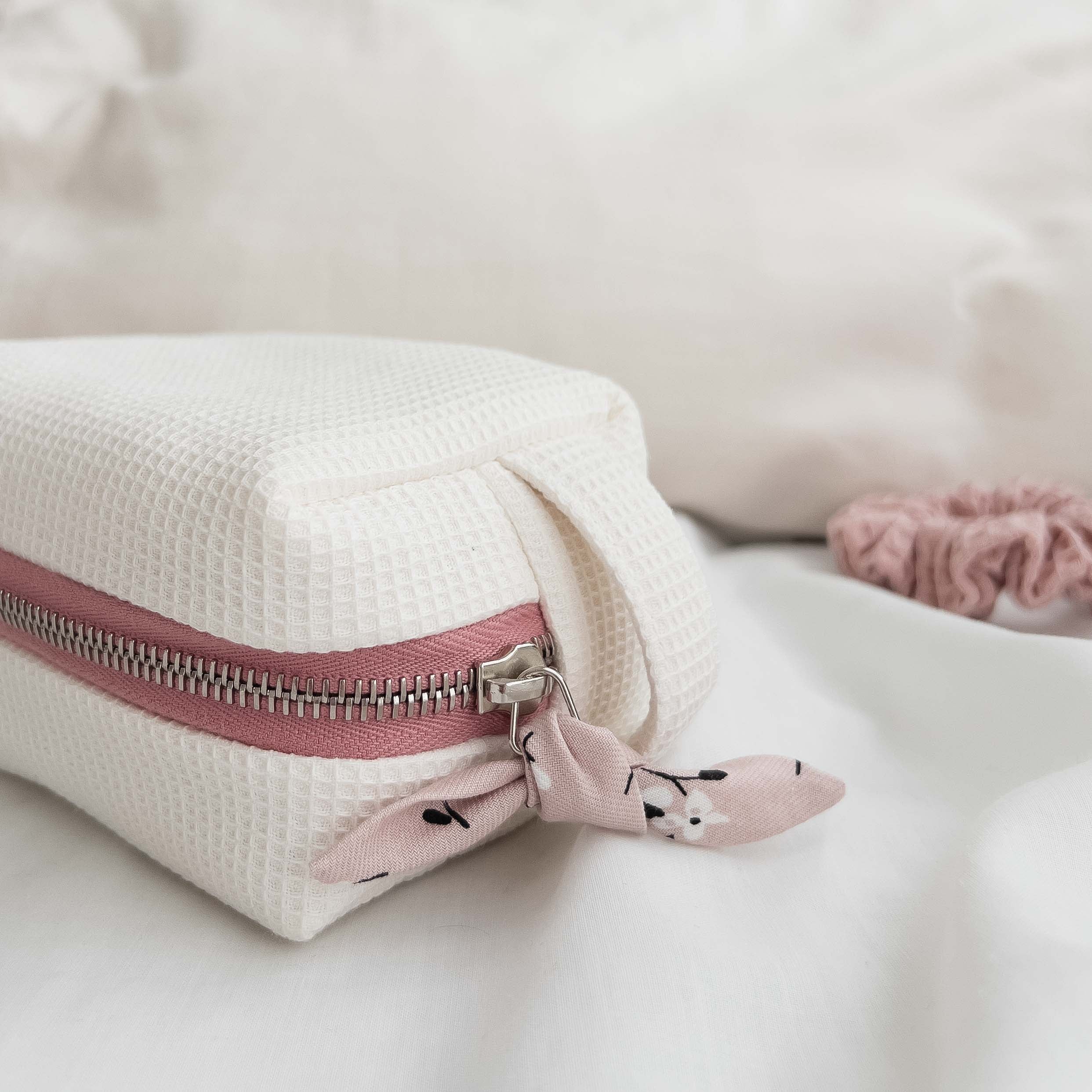 TROUSSE AMITHA MINI - Missy White